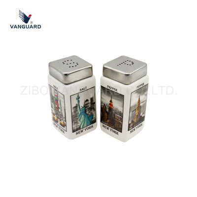 Set de ceramică de sare și piper
